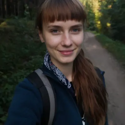 Злата, 23
